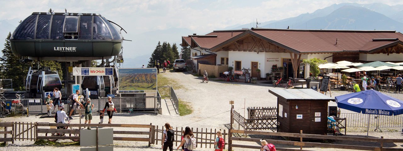 Die Mutterer Alm an der Bergstation, © Tirol Werbung/Frank Bauer